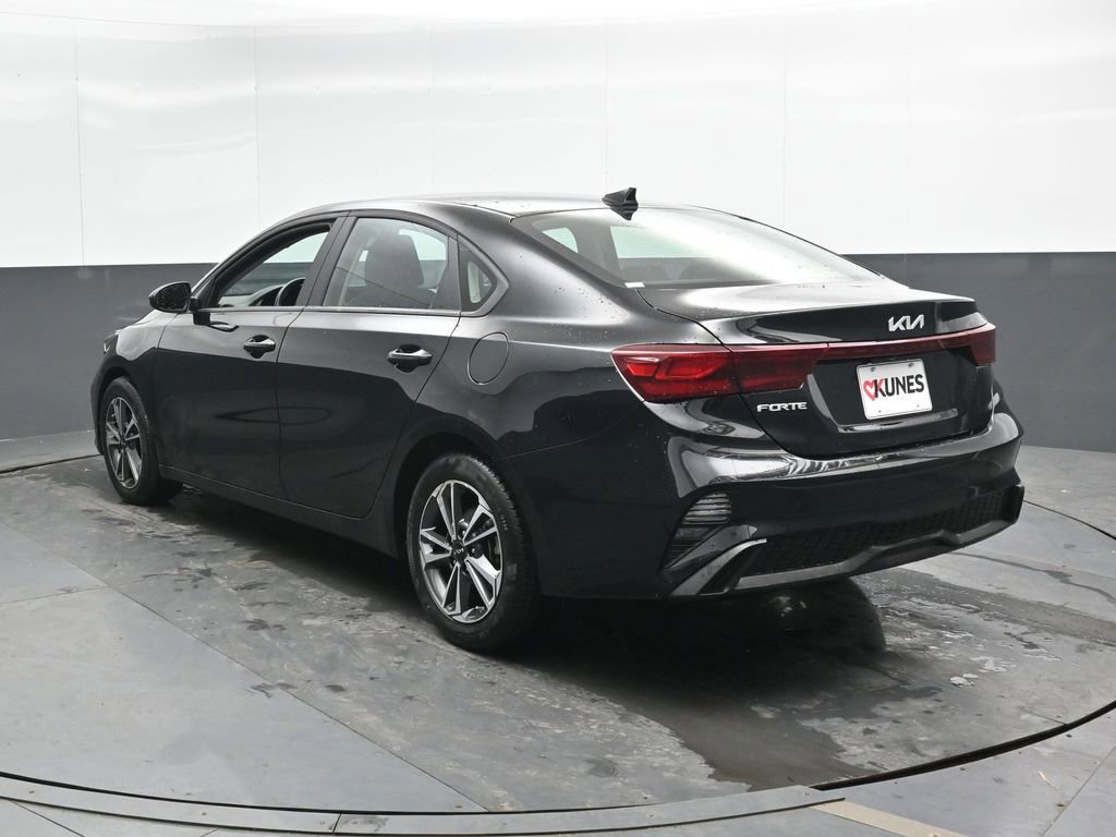 Used 2024 Kia Forte LXS image 11