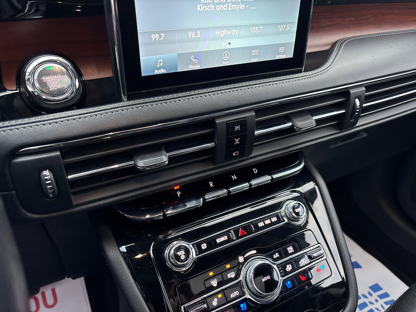 Certified 2022 Lincoln Corsair Reserve w/ Elements Package image 21