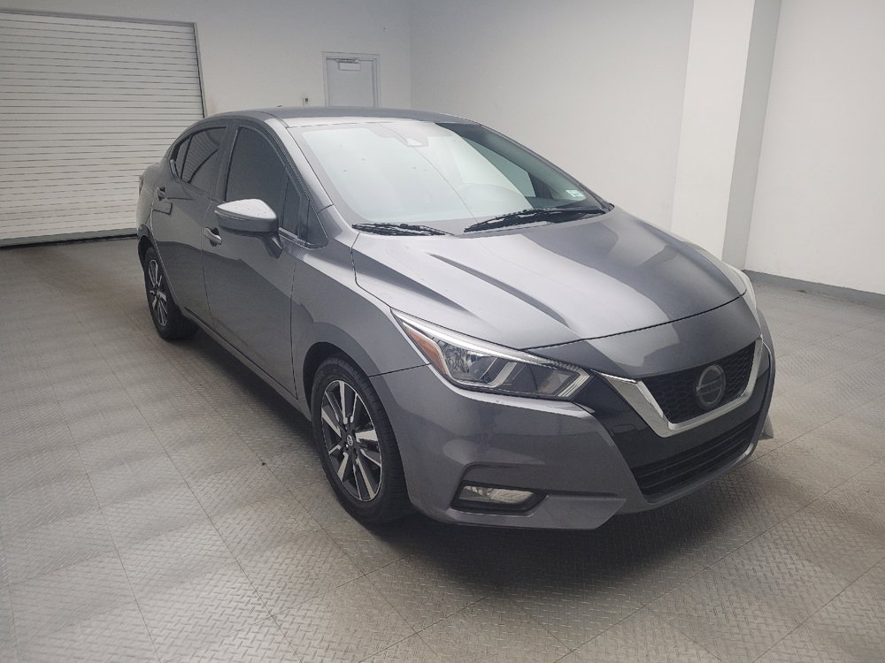 Used 2021 Nissan Versa SV FWD image 13