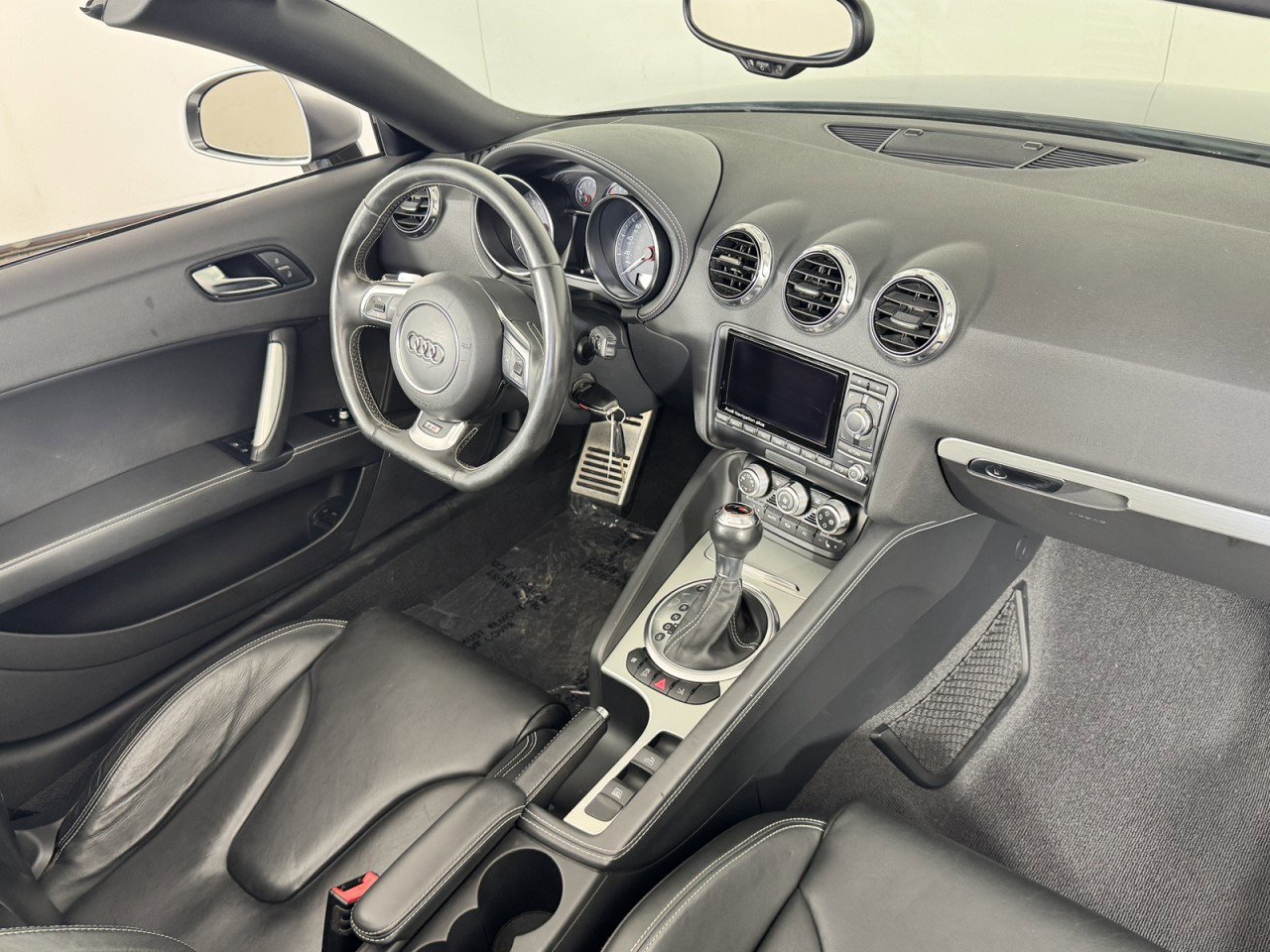 Used 2011 Audi TTS 2.0T Prestige image 10