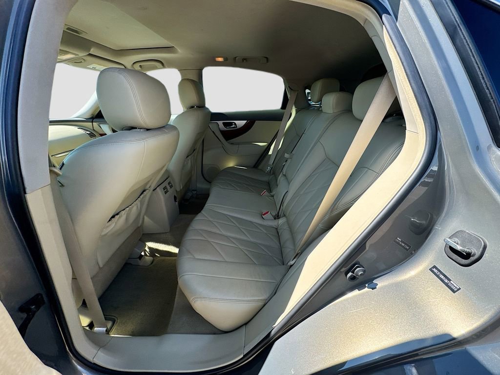 Used 2016 INFINITI QX70 AWD w/ Premium Package image 20