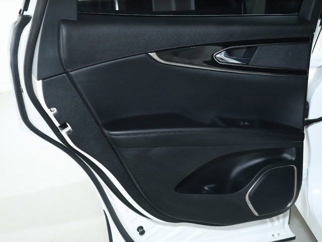 Certified 2023 Lincoln Nautilus AWD image 13