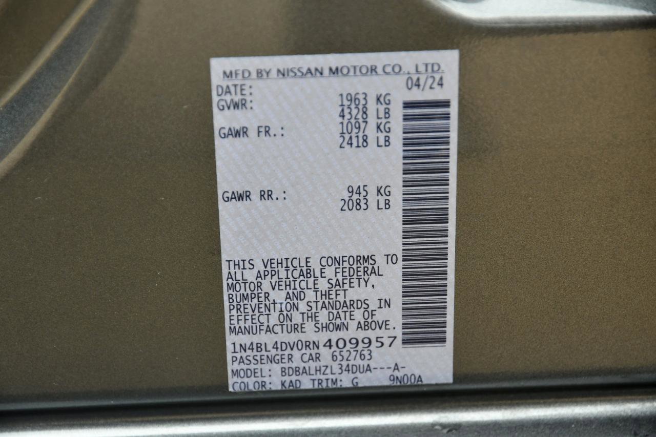 Used 2024 Nissan Altima 2.5 SV image 29