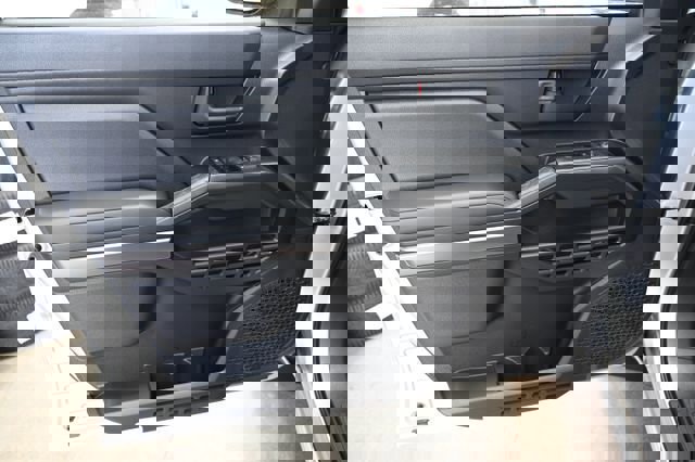 New 2026 Toyota 4Runner SR5 AWD/4WD image 25