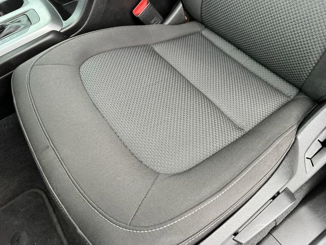 Used 2020 Chevrolet Colorado LT image 14