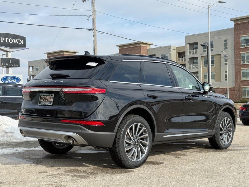 New 2026 Lincoln Corsair Reserve image 3