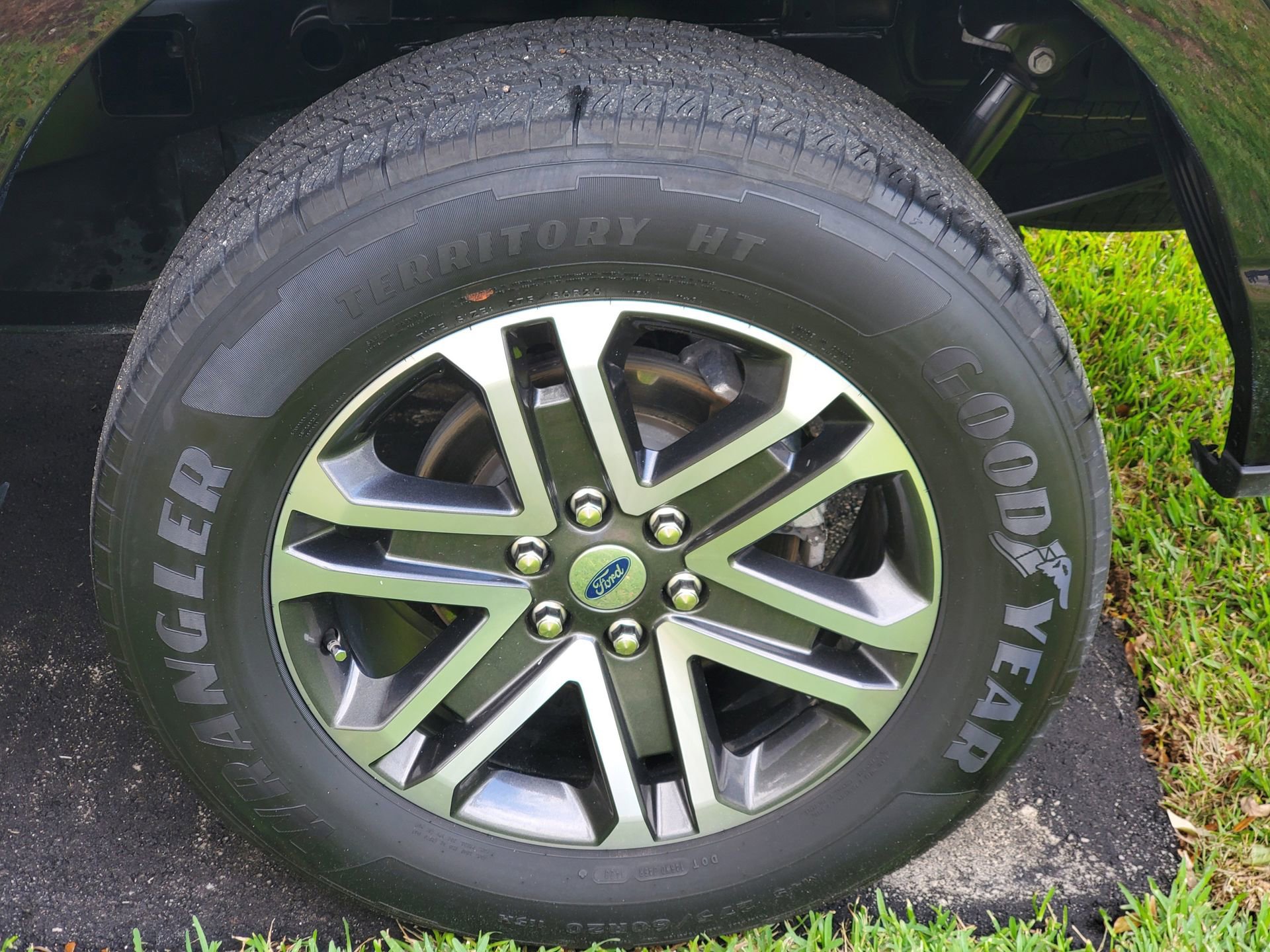 Used 2023 Ford F150 XL w/ STX Appearance Package image 5