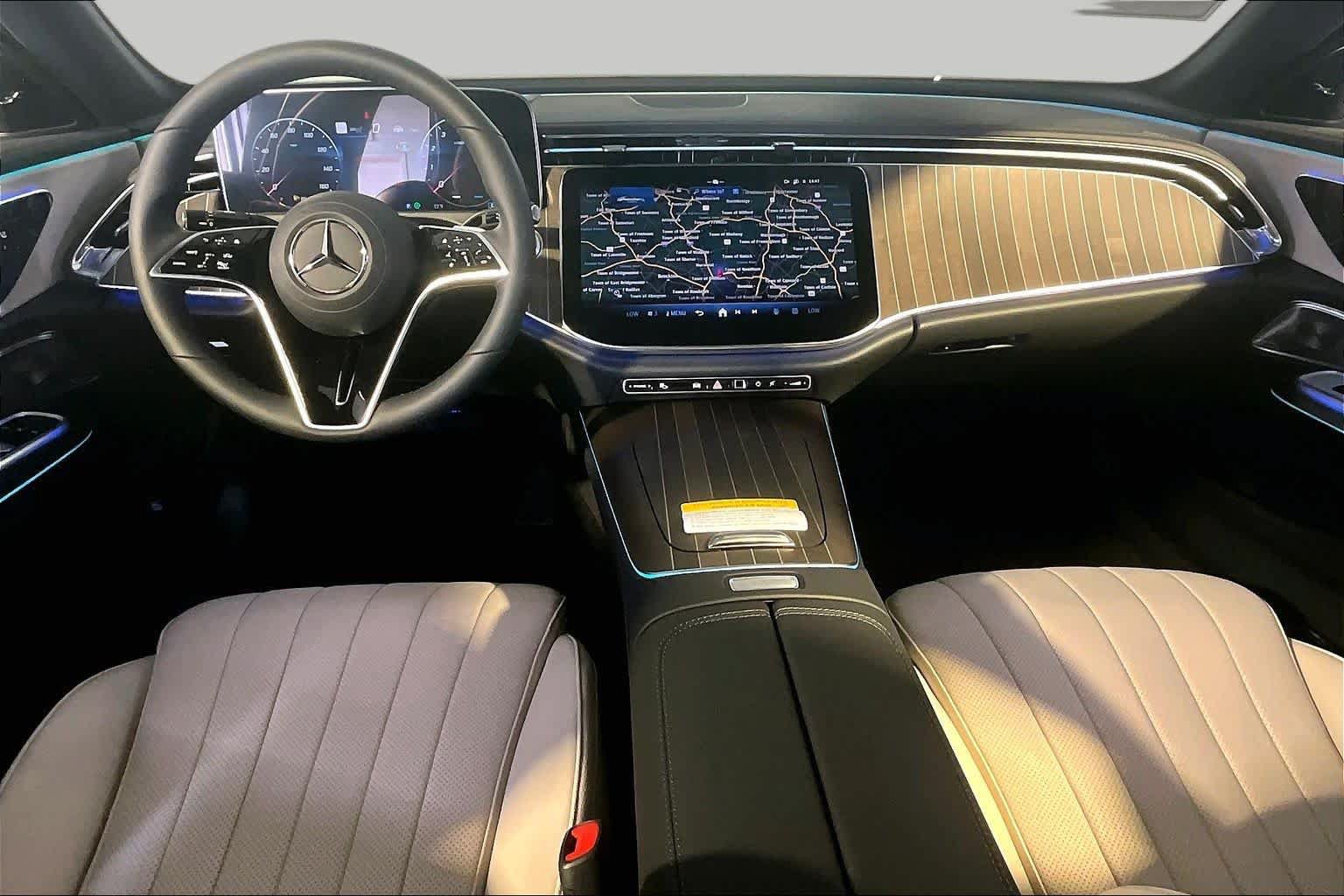 New 2027 Mercedes-Benz E 450 4MATIC Sedan image 7