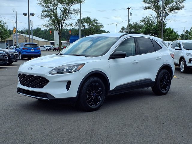 Used 2022 Ford Escape SE w/ Convenience Package