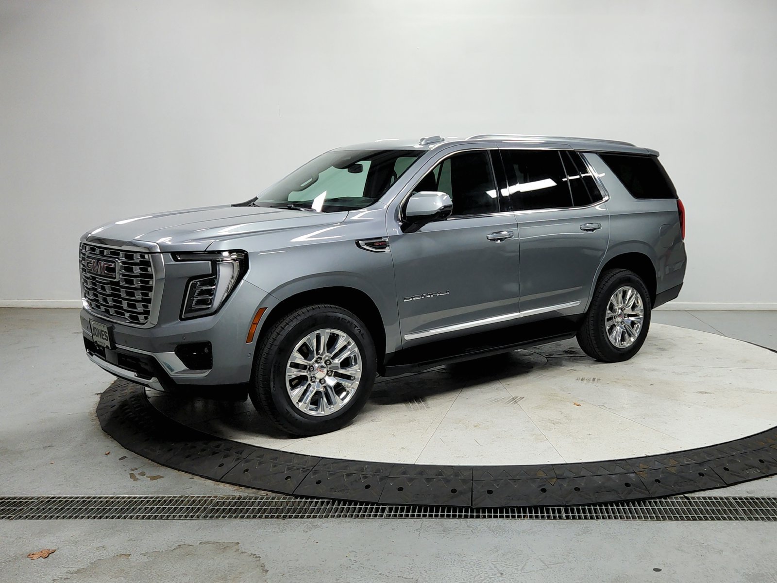 Used 2025 GMC Yukon Denali AWD/4WD image 4