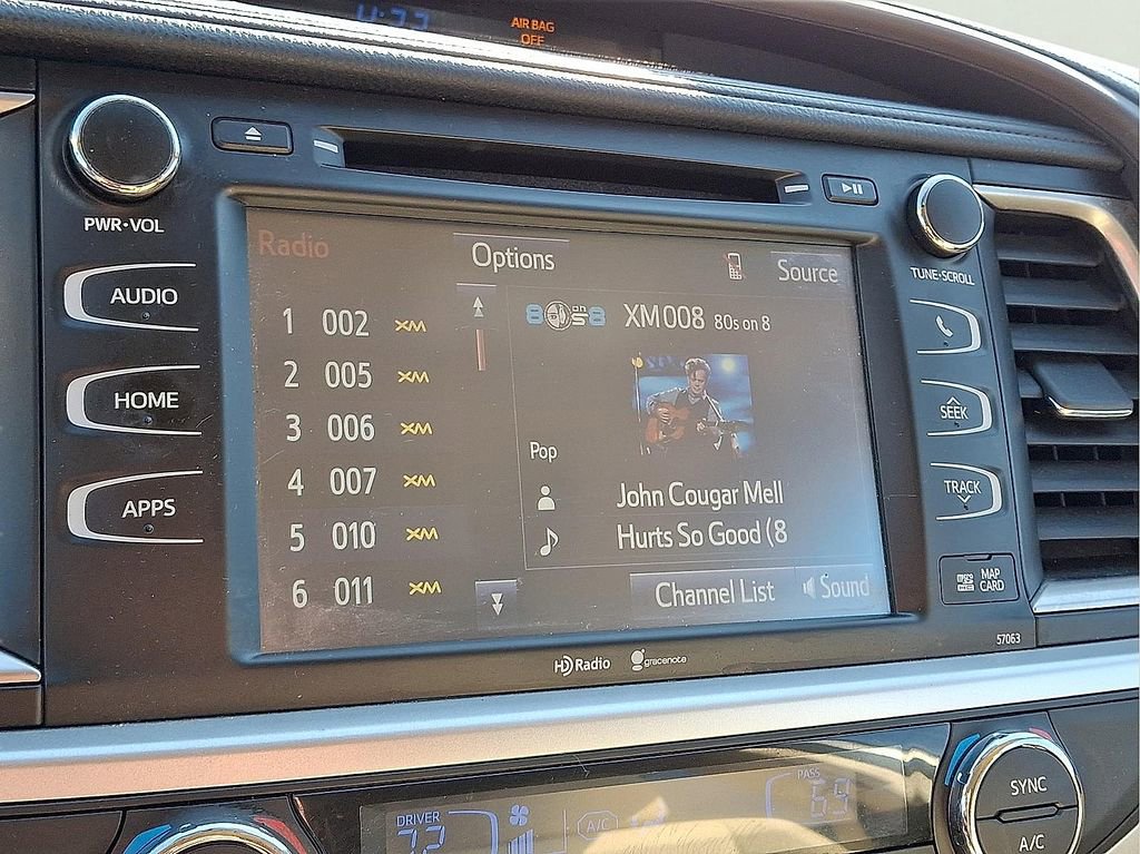 Used 2014 Toyota Highlander XLE image 18