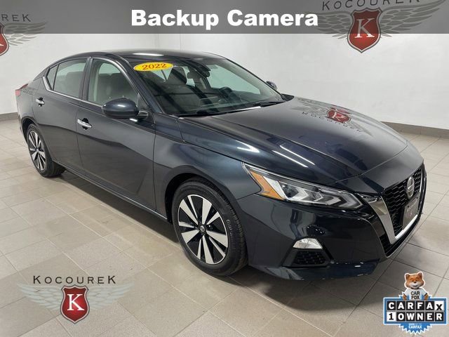 Used 2022 Nissan Altima 2.5 SV