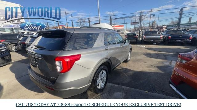 Used 2023 Ford Explorer XLT w/ Equipment Group 202A image 5
