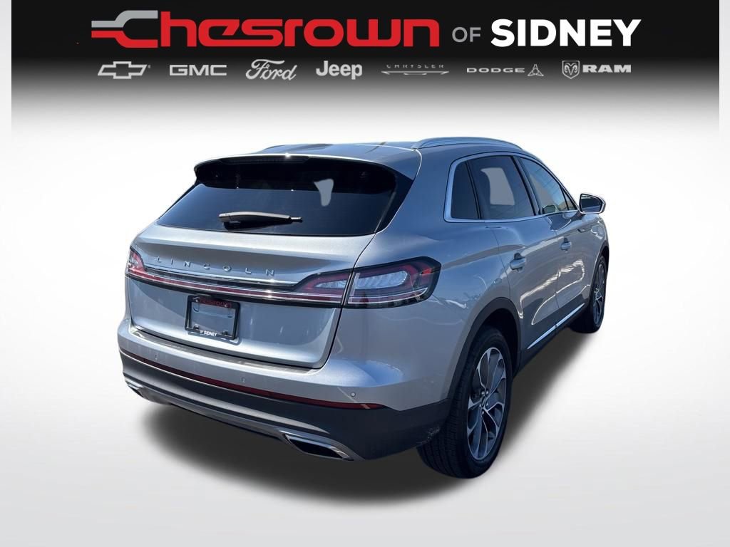 Used 2023 Lincoln Nautilus Reserve image 5