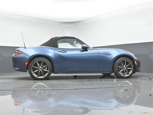 Used 2019 MAZDA MX-5 Miata Grand Touring image 35