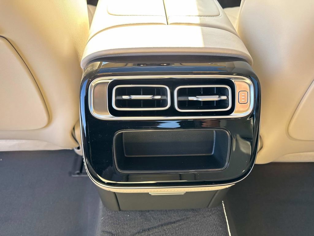 New 2025 Mercedes-Benz S 580 4MATIC Sedan image 13