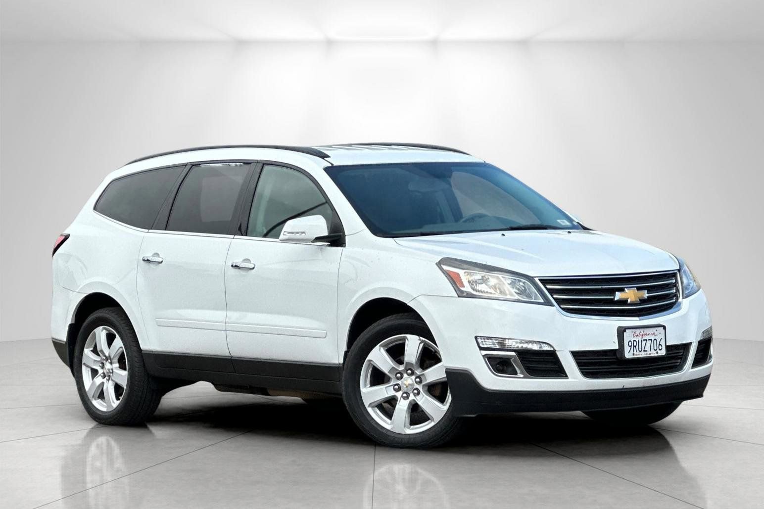 Used 2016 Chevrolet Traverse LT w/ Style and Technology Package