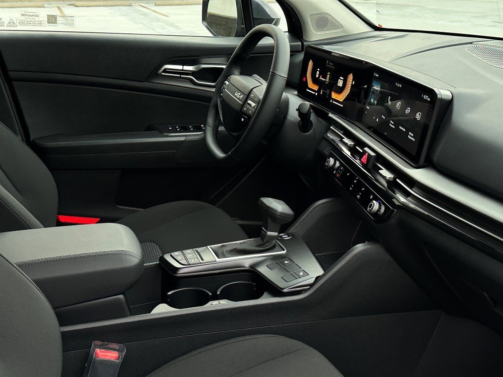New 2026 Kia Sportage LX image 10