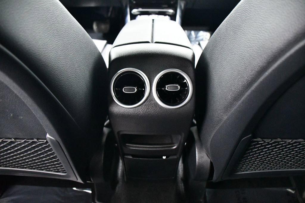 Certified 2025 Mercedes-Benz GLA 250 4MATIC image 20