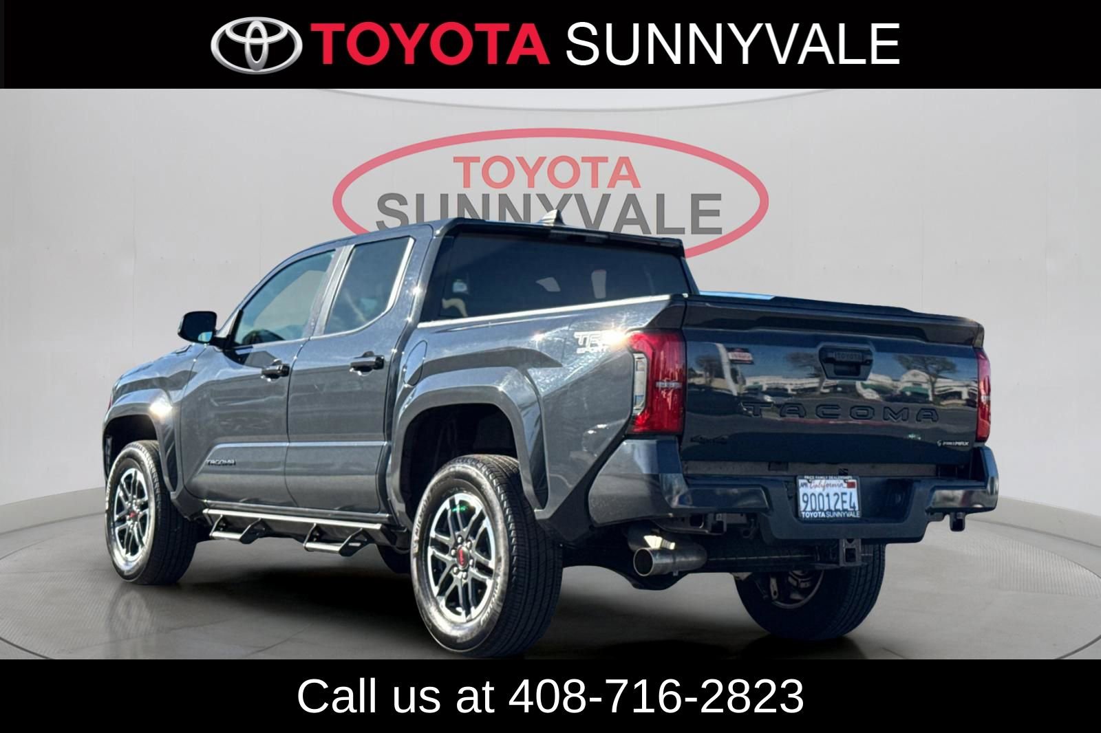 Used 2025 Toyota Tacoma TRD Sport image 8