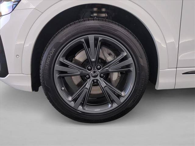 Certified 2026 Audi Q8 Premium AWD/4WD image 28