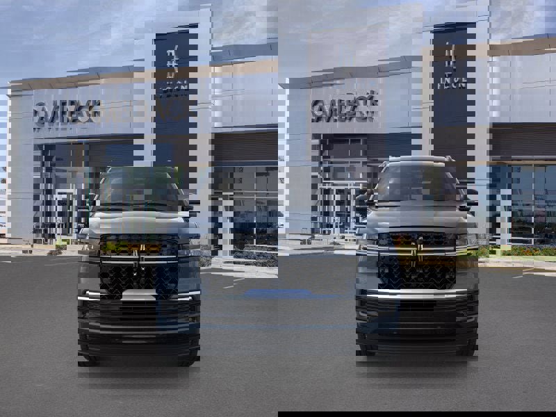 New 2026 Lincoln Navigator Reserve w/ Jet Appearance Package image 6