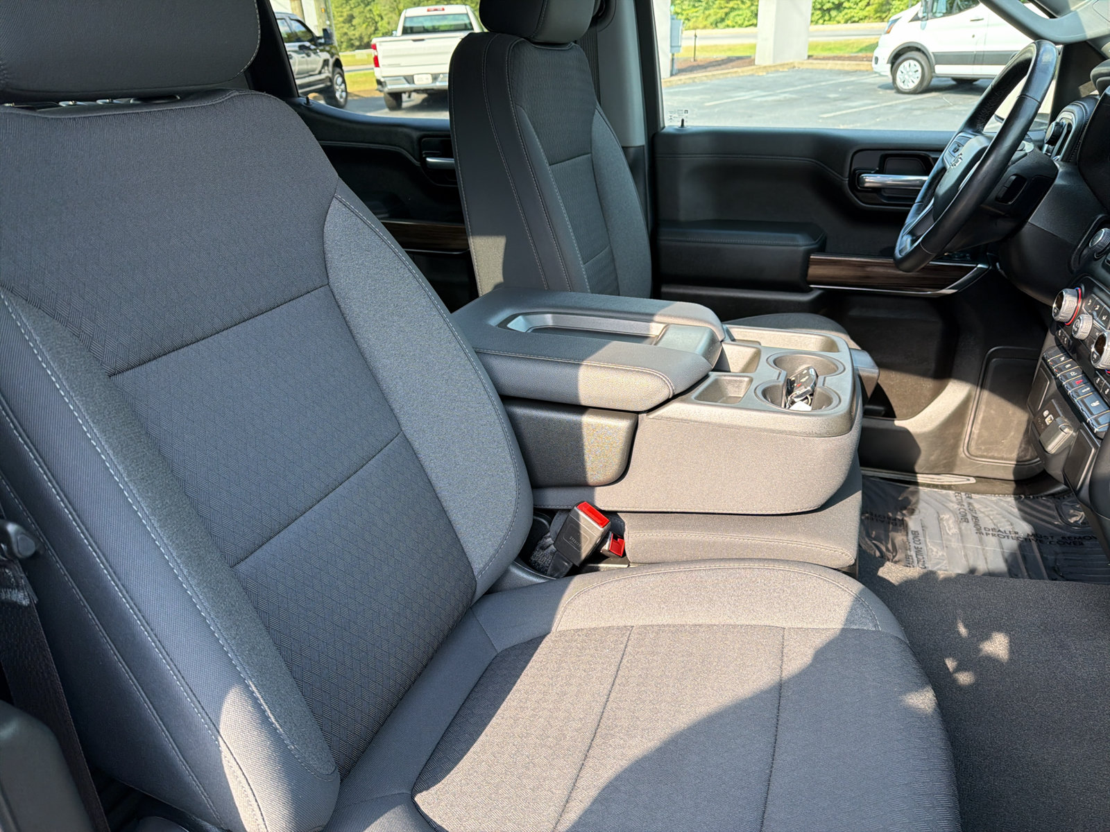 Used 2022 Chevrolet Silverado 1500 RST w/ LPO, Blackout Package AWD/4WD image 18