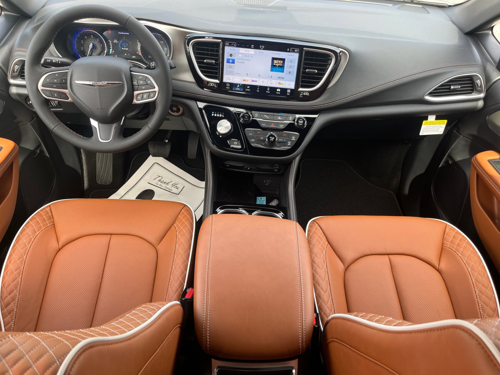 New 2026 Chrysler Pacifica Pinnacle image 16