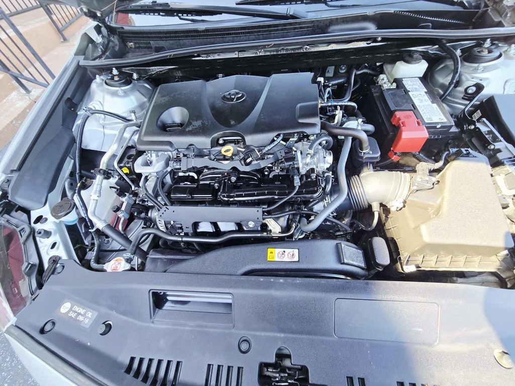 Used 2021 Toyota Camry SE image 17