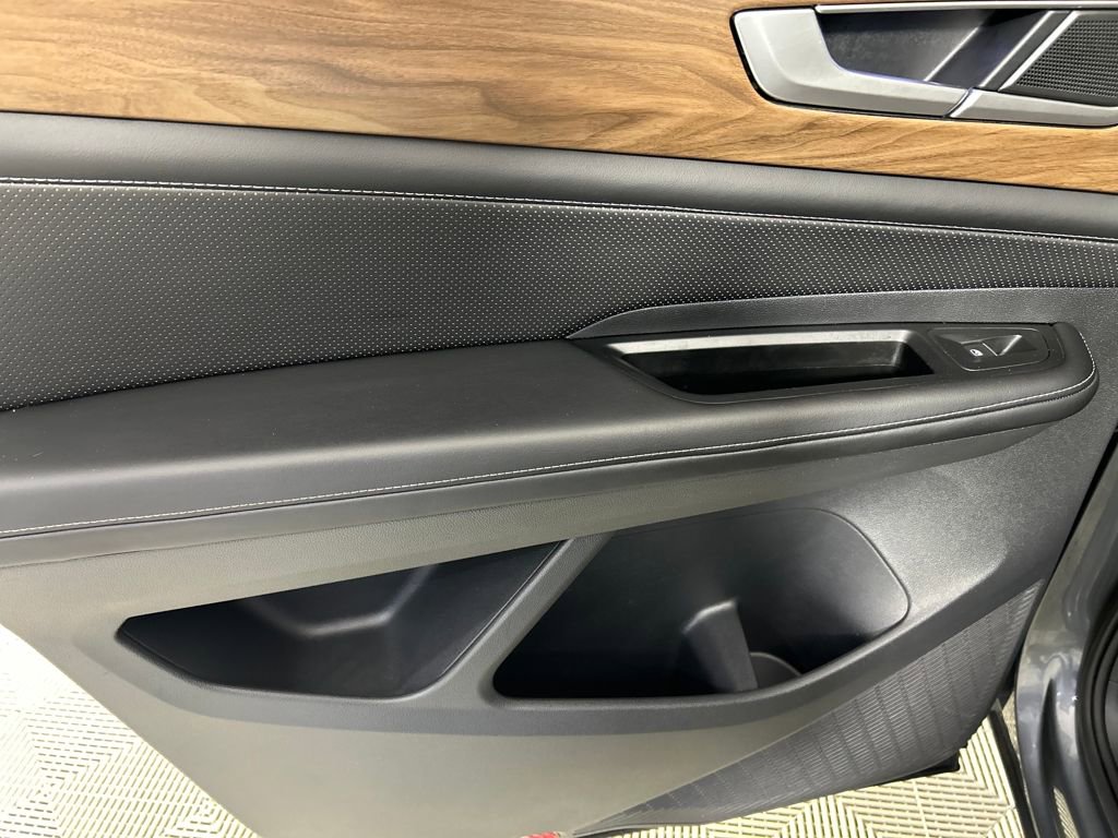 Used 2024 Volkswagen Atlas SE image 15