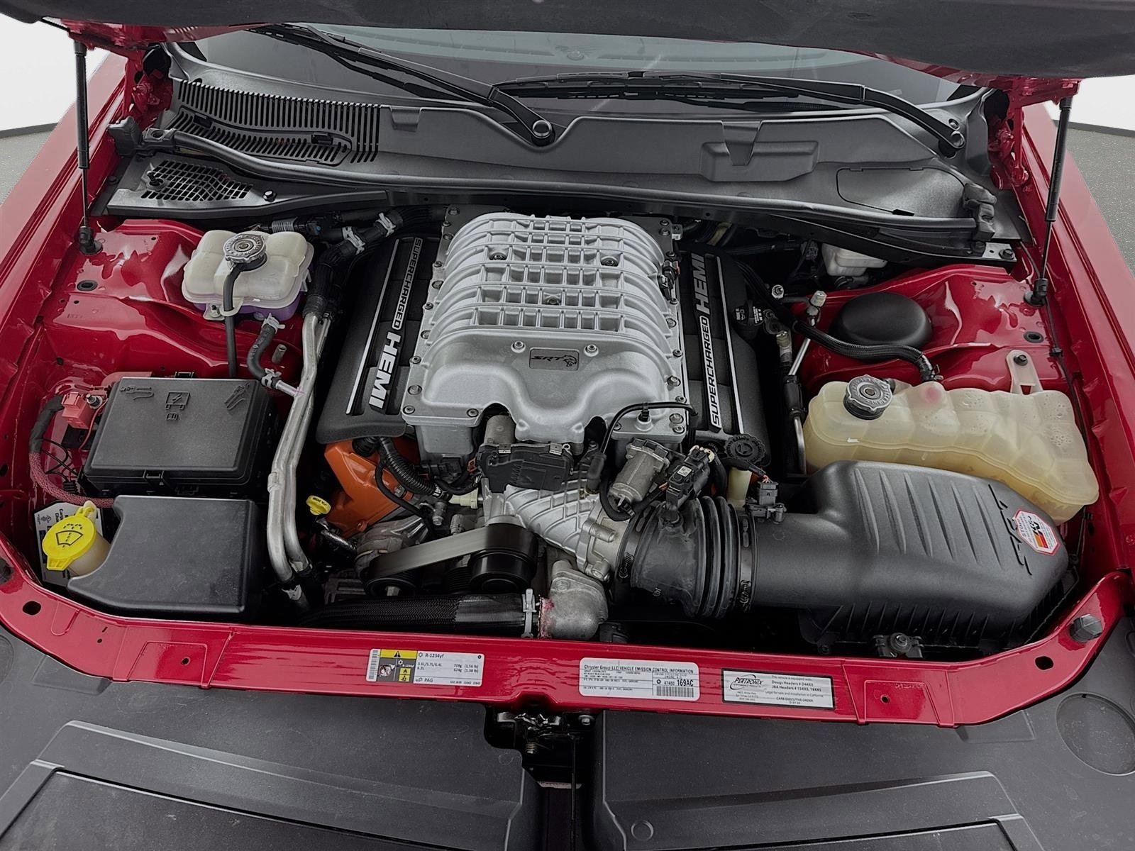 Used 2015 Dodge Challenger SRT Hellcat image 26