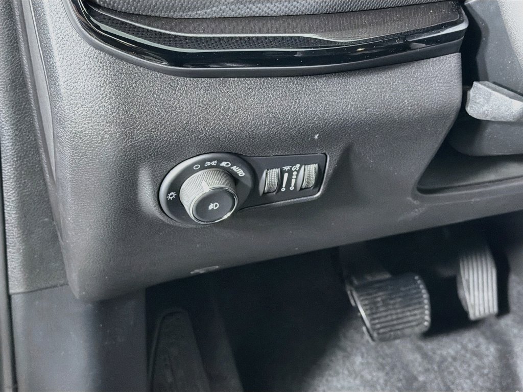 New 2026 Jeep Compass Latitude AWD/4WD image 10