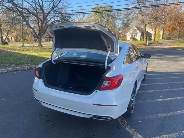 Used 2022 Honda Accord Sport image 13