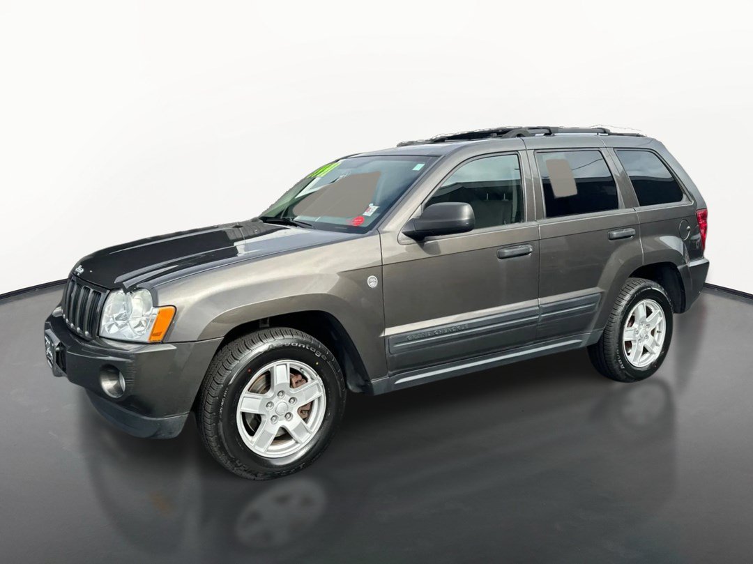 Used 2005 Jeep Grand Cherokee Laredo AWD/4WD image 7