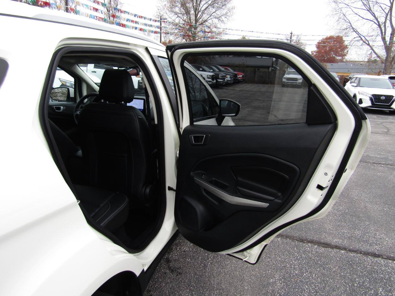 Used 2021 Ford EcoSport Titanium AWD/4WD image 23