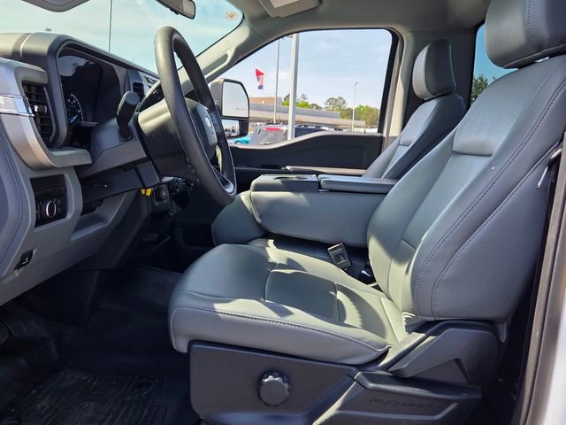 Used 2024 Ford F350 XL w/ 360-Degree Camera Package AWD/4WD image 12