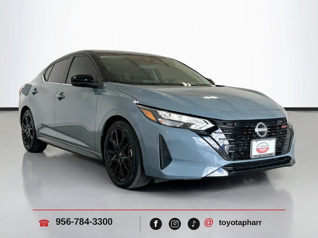 Used 2025 Nissan Sentra SR w/ Midnight Edition FWD image 3