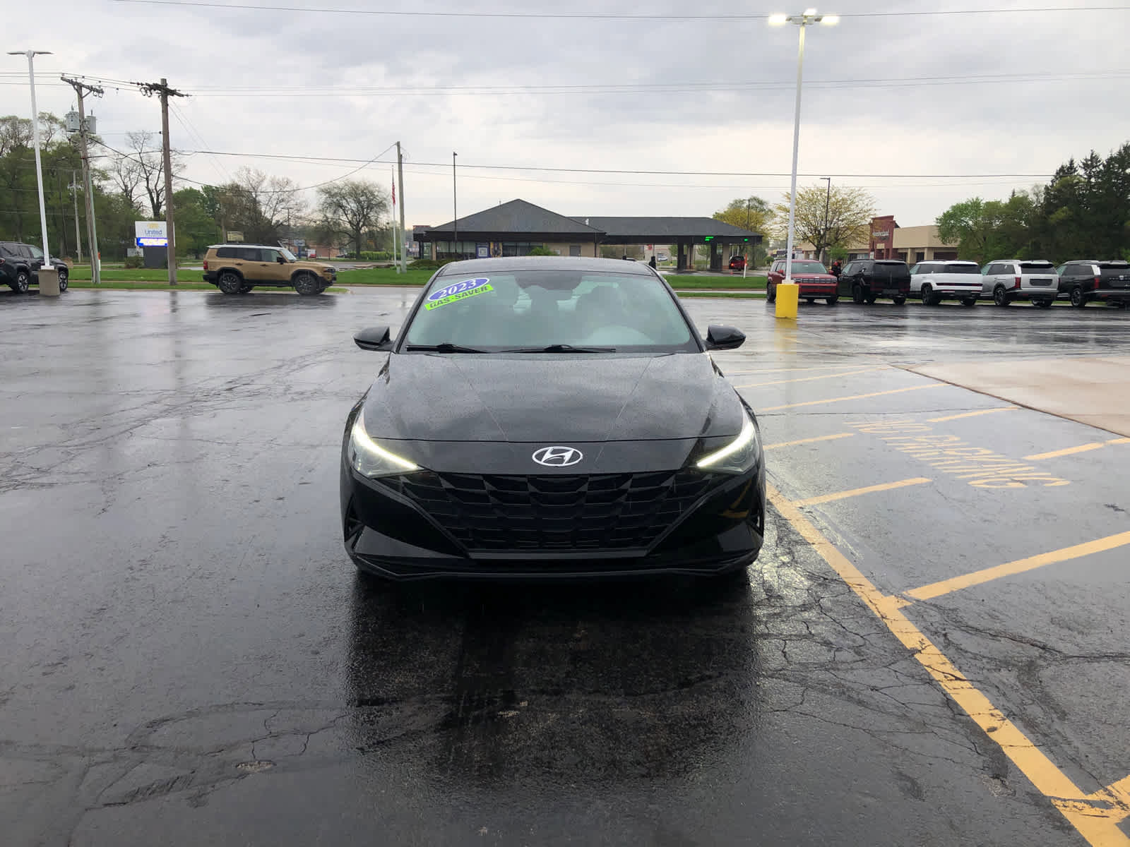Used 2023 Hyundai Elantra SEL w/ Cargo Package FWD image 5