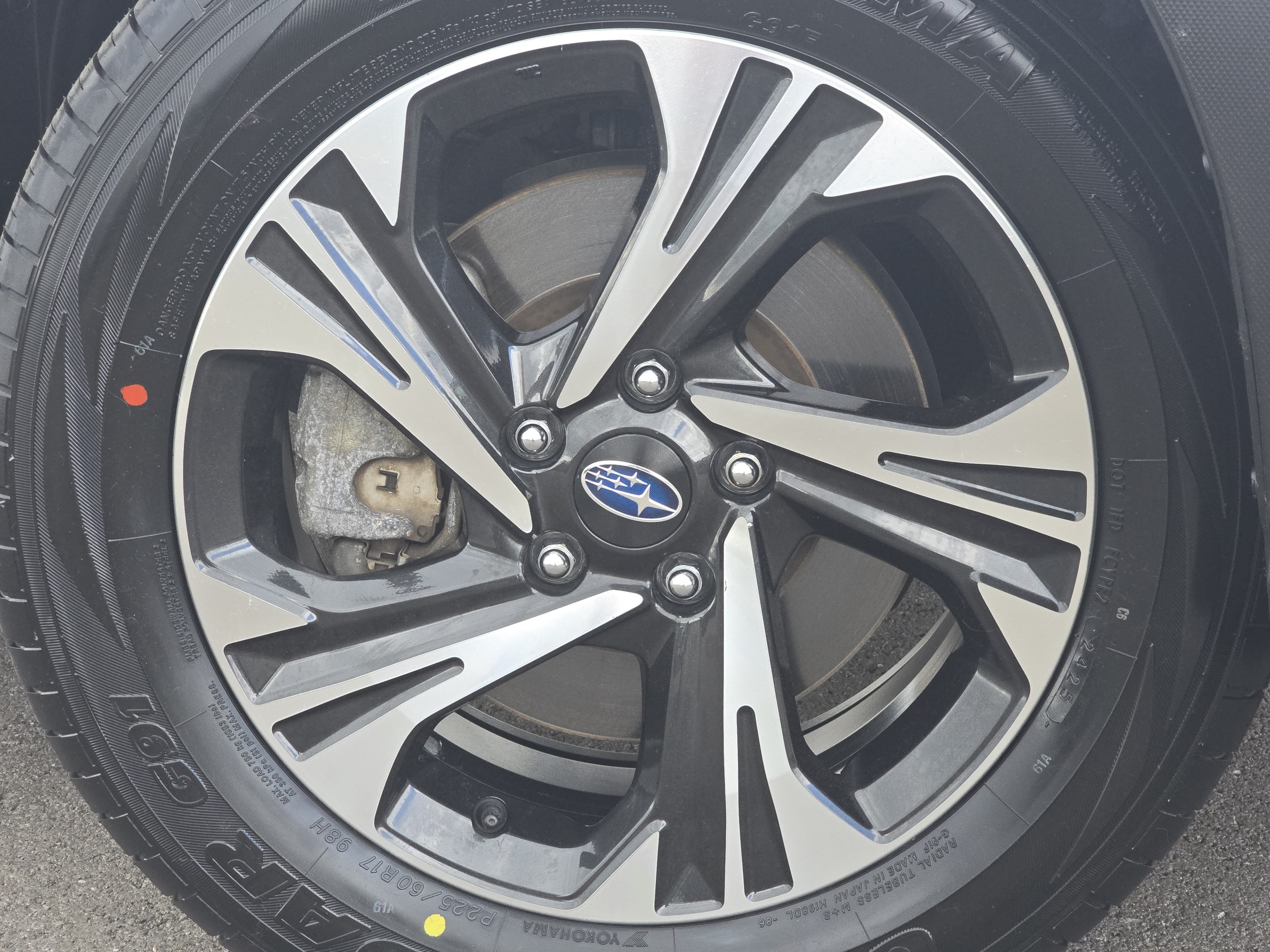 Certified 2024 Subaru Crosstrek 2.0i Premium AWD/4WD image 14