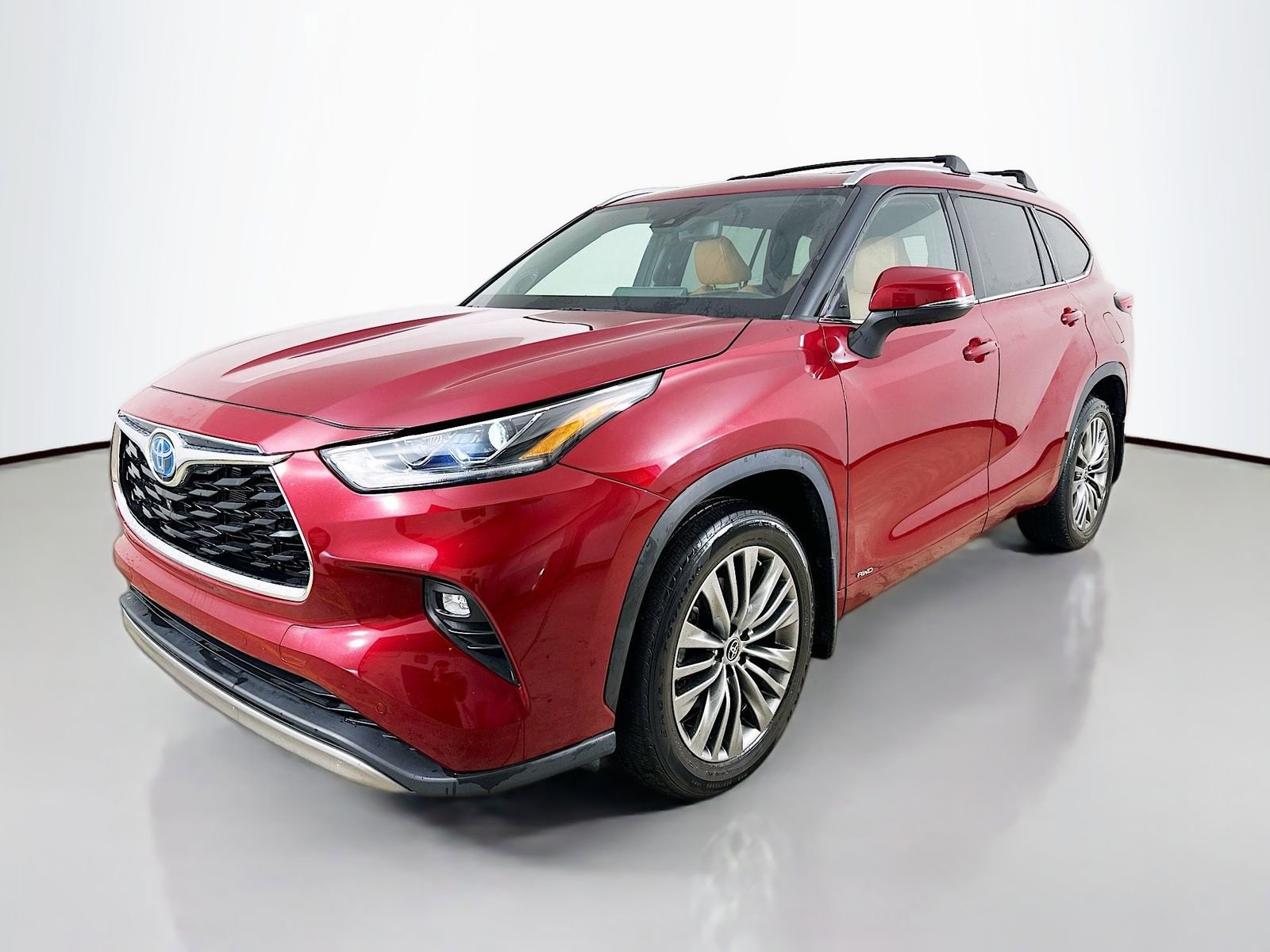 Used 2022 Toyota Highlander Platinum AWD/4WD image 1