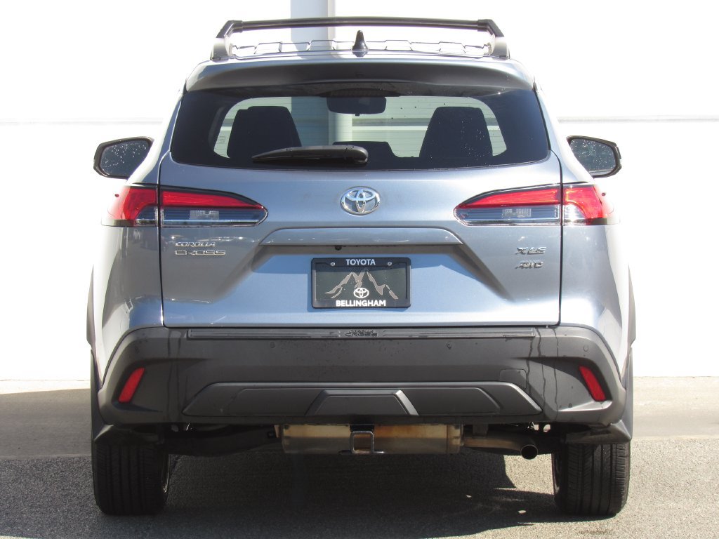 Used 2025 Toyota Corolla Cross XLE w/ Convenience Package AWD/4WD image 7