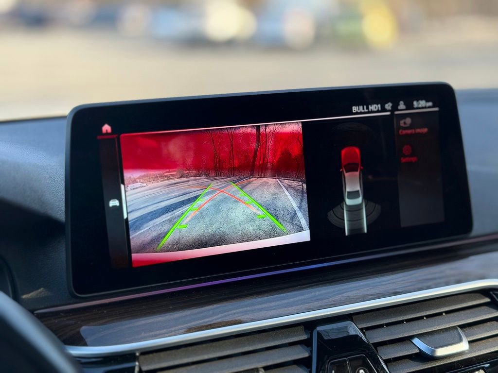 Used 2022 BMW 530i xDrive w/ Convenience Package image 21