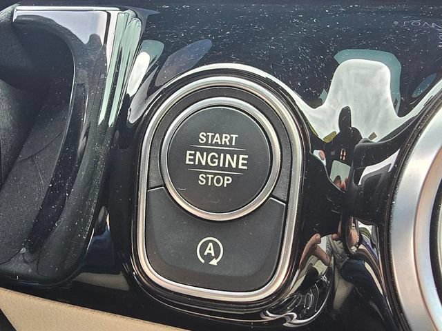Certified 2025 Mercedes-Benz GLA 250 4MATIC image 29