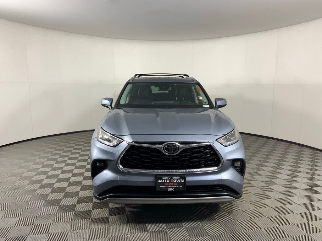 Used 2020 Toyota Highlander Platinum AWD/4WD image 4
