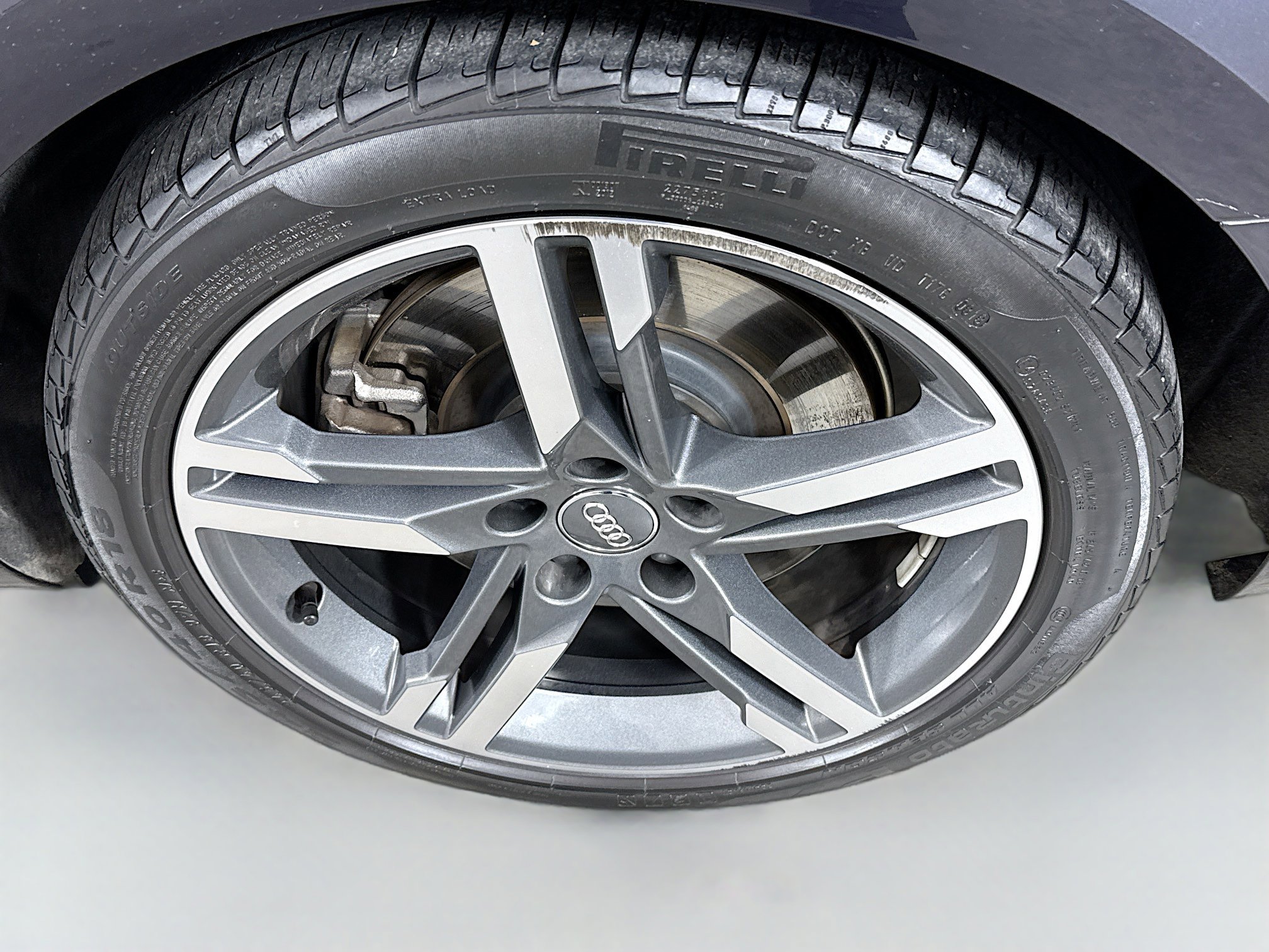 Used 2018 Audi A4 2.0T Prestige w/ Prestige Package image 30