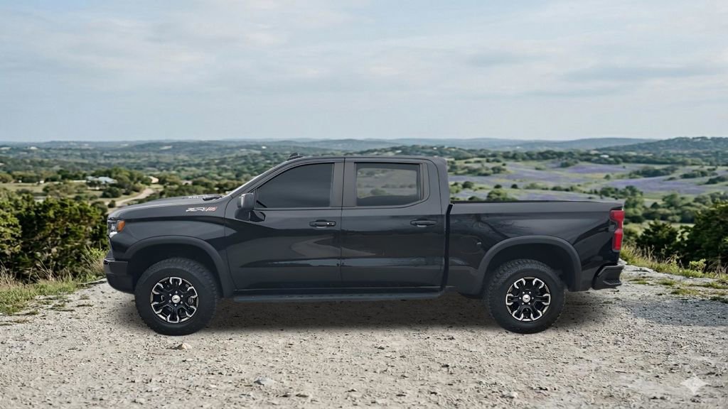 Used 2023 Chevrolet Silverado 1500 ZR2 w/ Technology Package AWD/4WD image 5