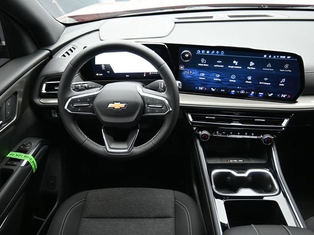 New 2026 Chevrolet Traverse LT w/ LPO, Floor Liner Package FWD image 24