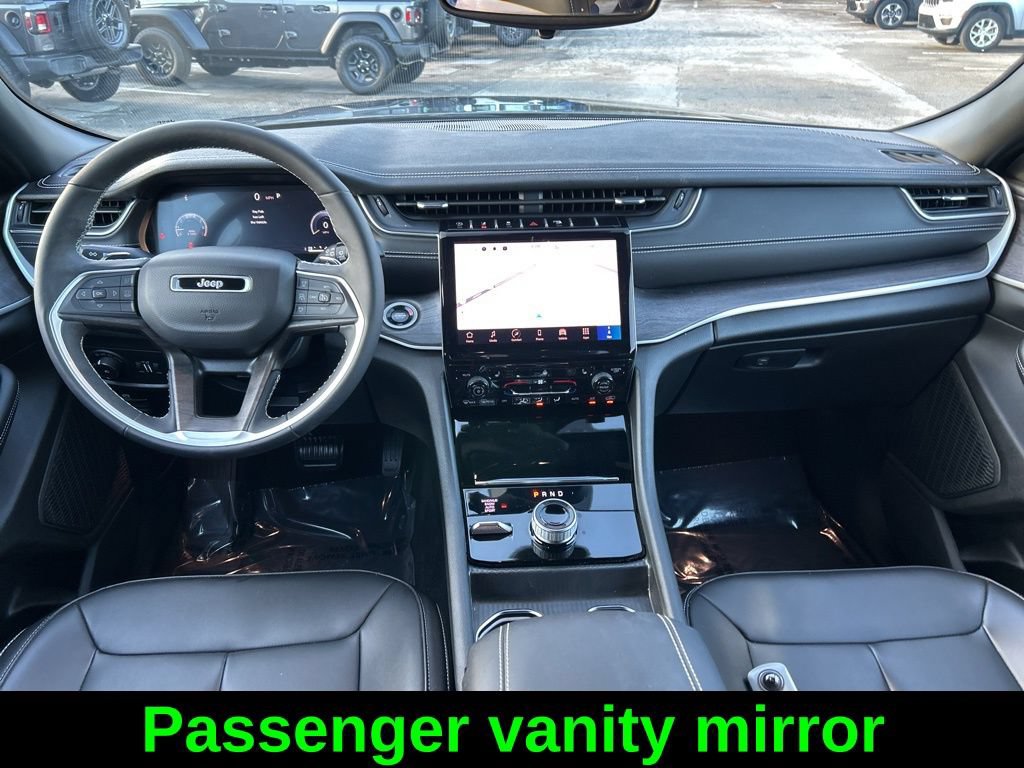 Used 2024 Jeep Grand Cherokee Limited AWD/4WD image 34