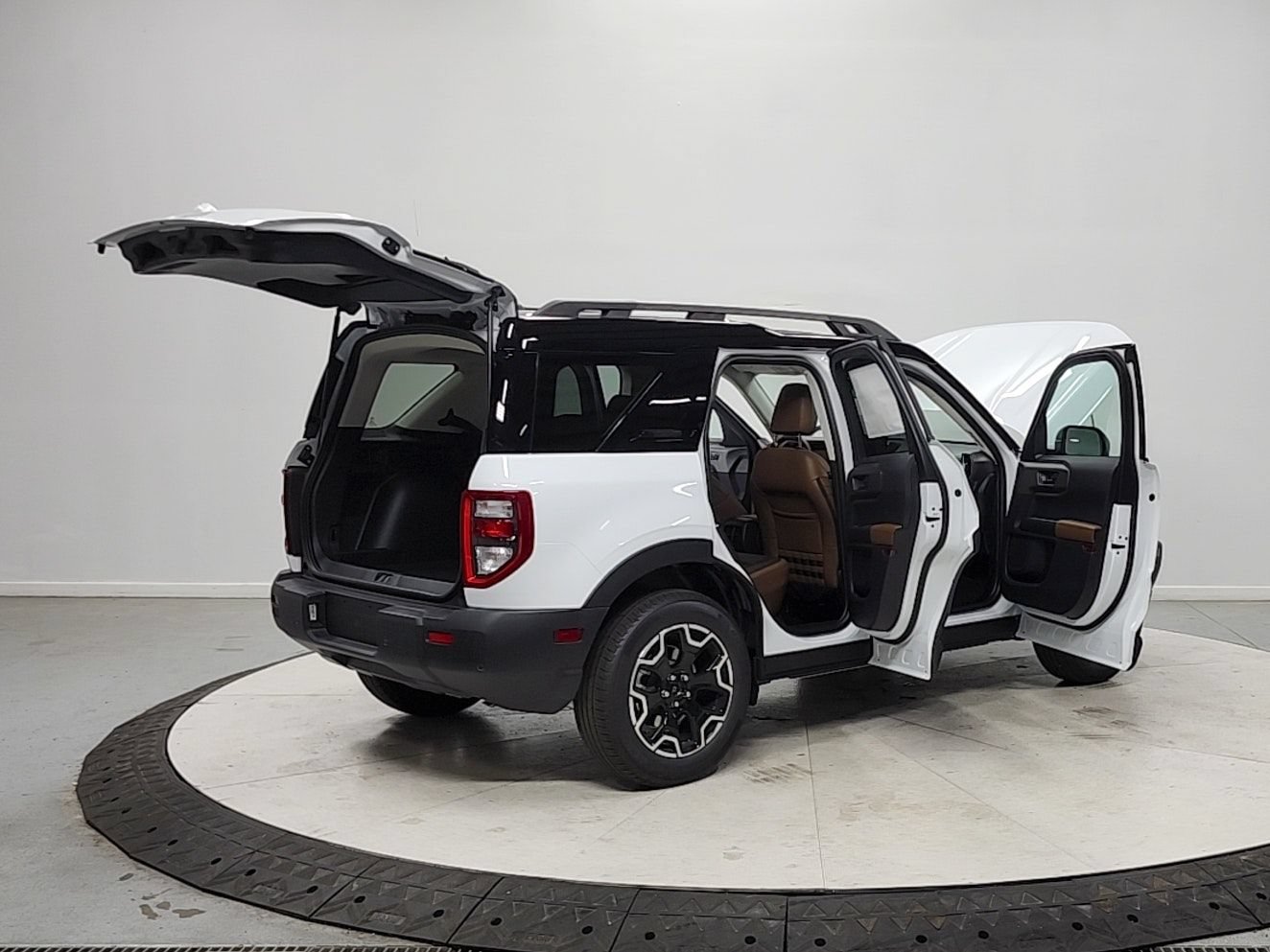 New 2026 Ford Bronco Sport Outer Banks AWD/4WD image 15