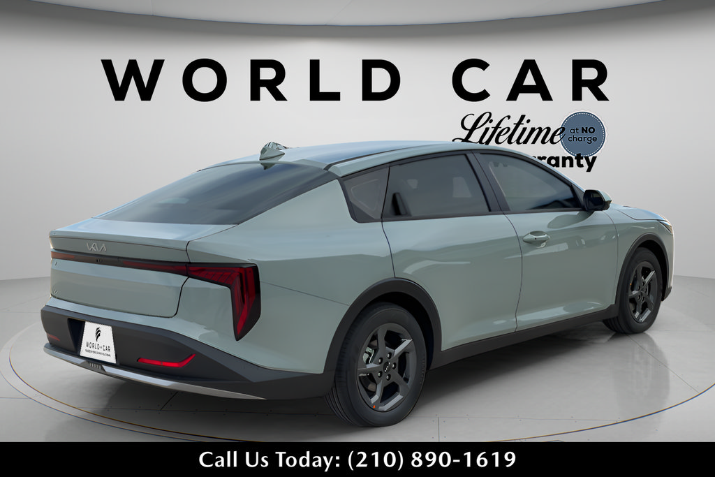 New 2026 Kia K4 FWD image 3